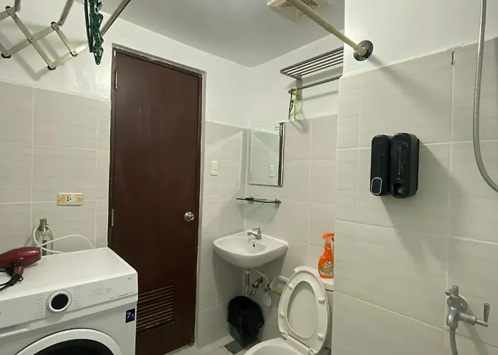 アパートホテル Cozy Unit In Mivesa Garden